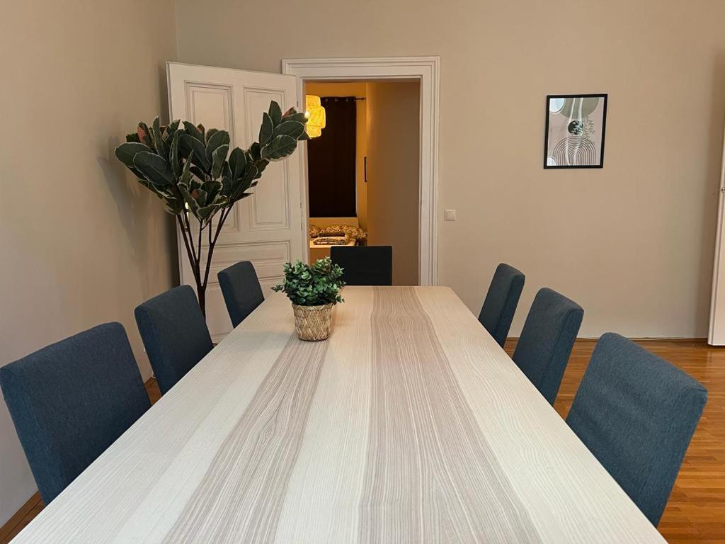 Apartament 90 M2 Stylish Wiedeń
